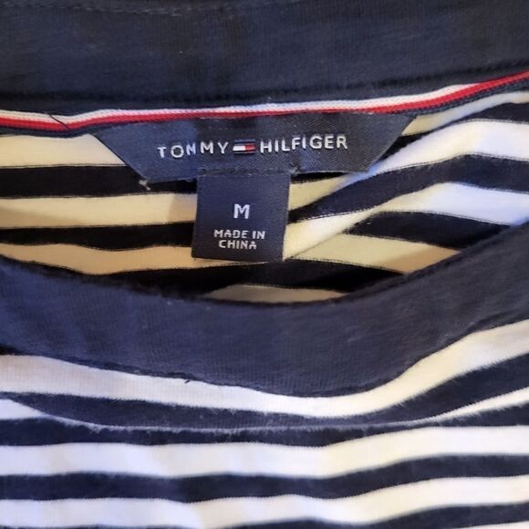 TOMMY Hilfiger Size Medium Box Dress - Picture 5 of 6